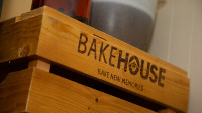 Bakehouse wooden box with logo